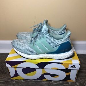 ADIDAS ULTRABOOST - W SIZE 8
